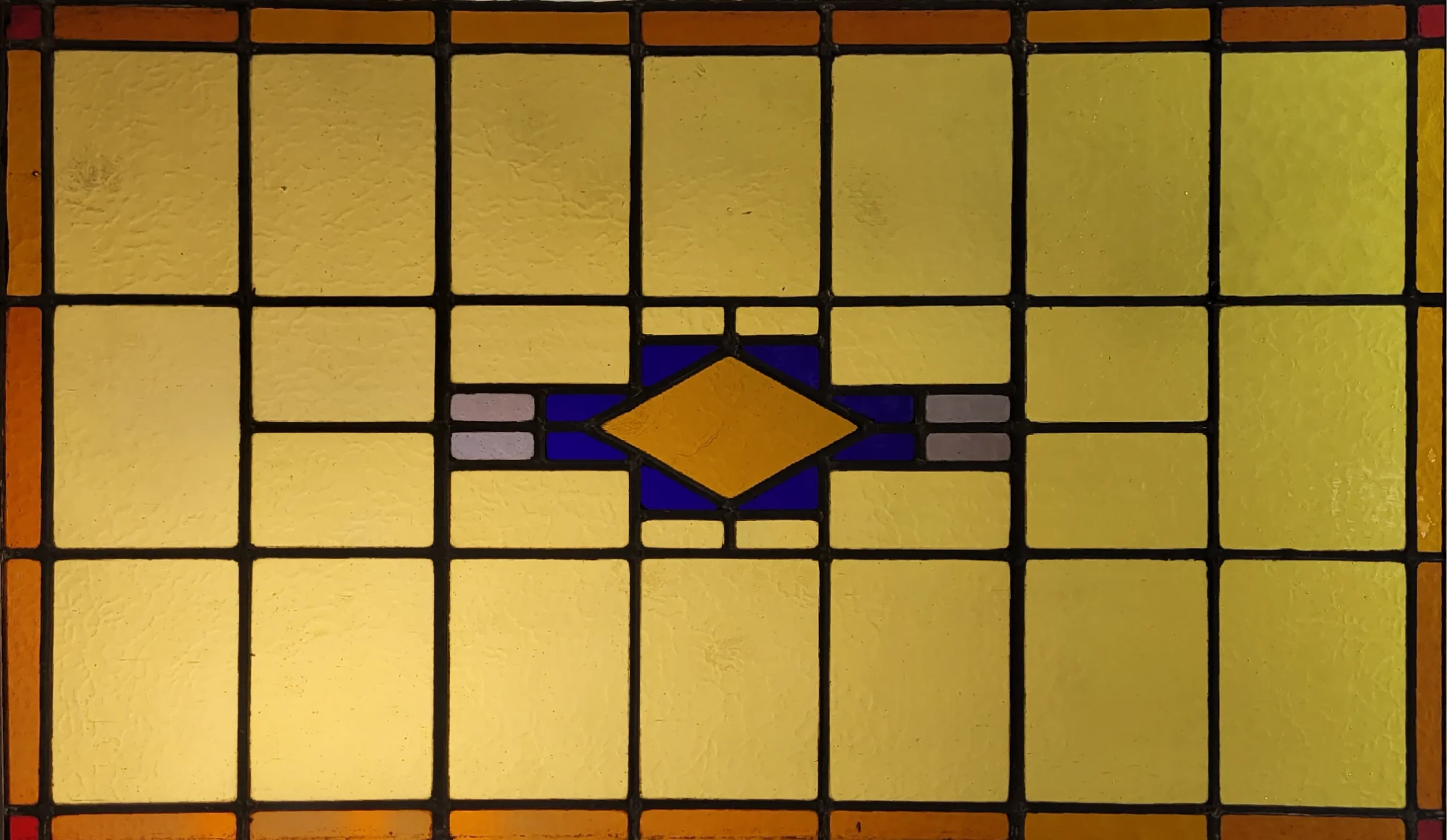 Geometrisch geel met blauwe ruit