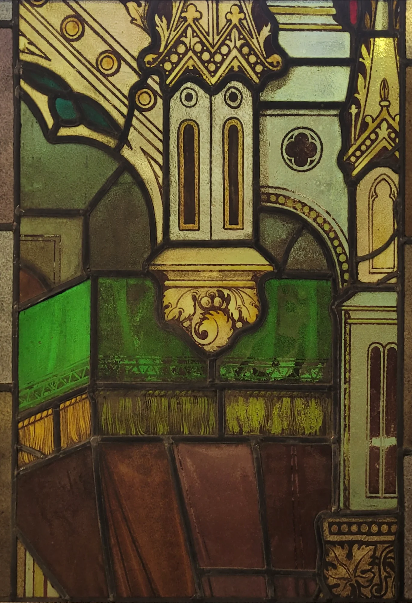 Kerkraam gotisch interieur